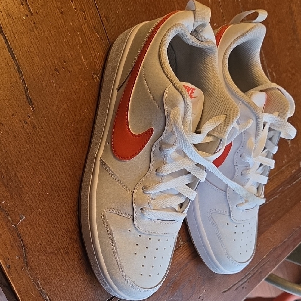 Nike Kids White and Orange Sneakers